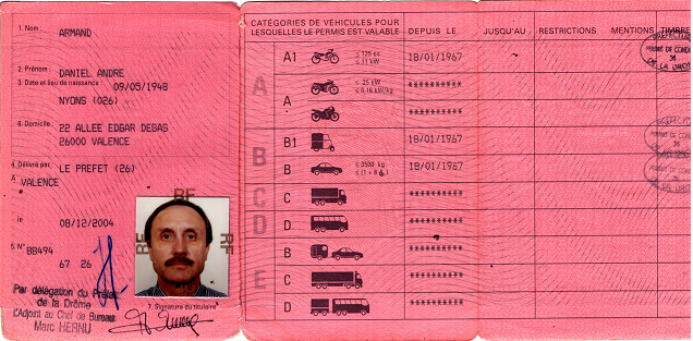 permis de conduire pour réservation de minibus non validé